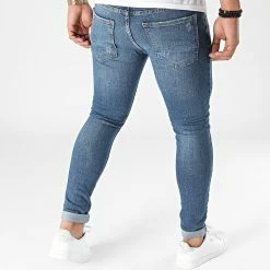 Tout neuf ⭐ Jean Skinny 8000 Bleu Denim de Black Industry 😉 -Black Industry Soldes black industry 289619 8000 20211029T160942 04