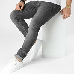 Meilleure vente ✔️ Jean Slim 1130 Gris Anthracite de Black Industry 🎉 -Black Industry Soldes black industry 300883 1130 20220202T155825 03