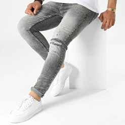 Les meilleures critiques de 🔔 Jean Slim 208 Gris de Black Industry ❤️ 8 Les meilleures critiques de 🔔 Jean Slim 208 Gris de Black Industry ❤️ -Black Industry Soldes black industry 324072 208 GREY 20220621T120230 03